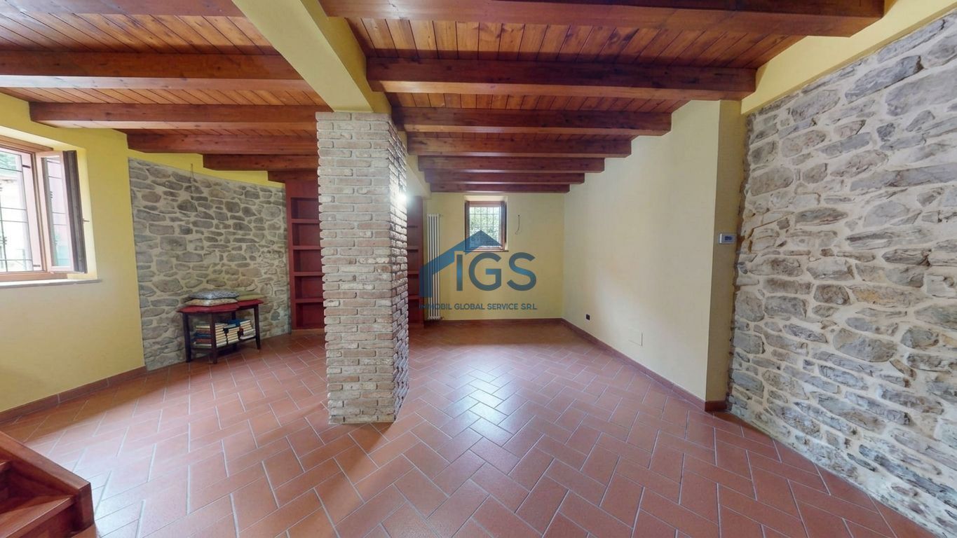 Casa indipendente ristrutturata in via san vincenzo, Gussago