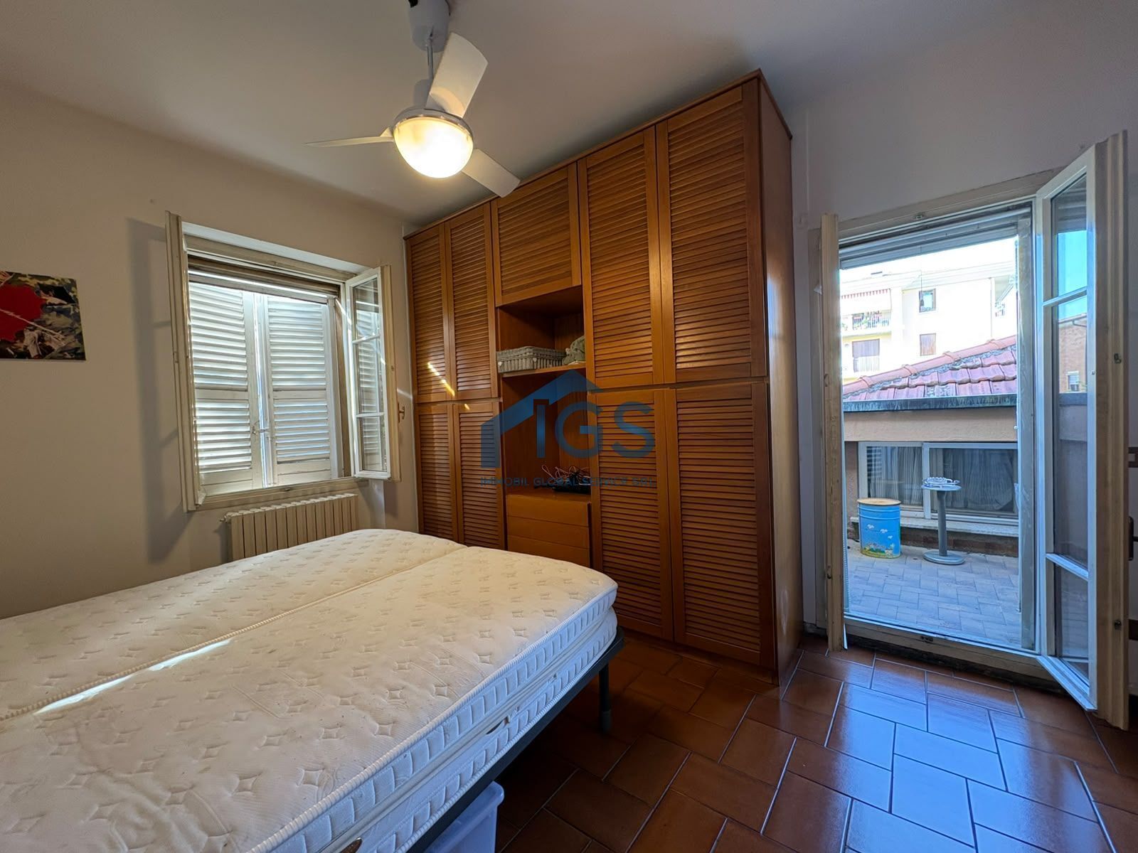Trilocale con terrazzo in via cremona, Brescia