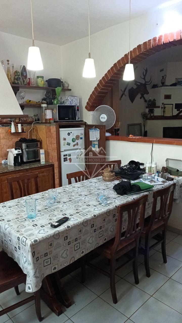 Casa indipendente in vendita, Ortonovo casano