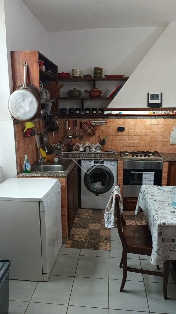 Casa indipendente in vendita, Ortonovo casano