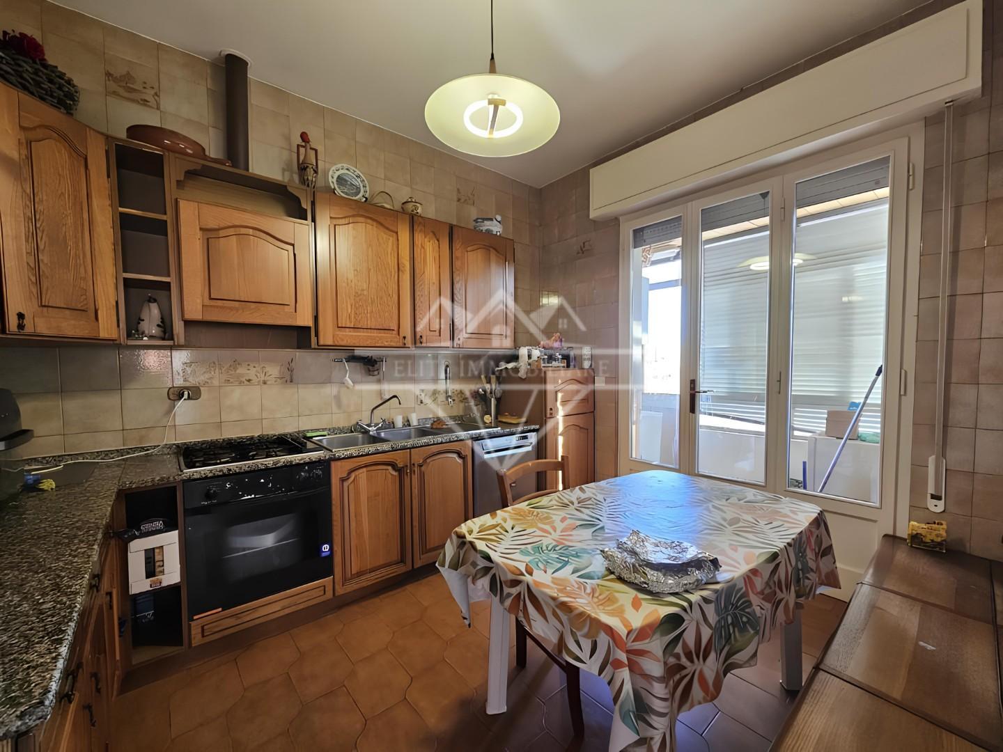 Appartamento in vendita a Massa