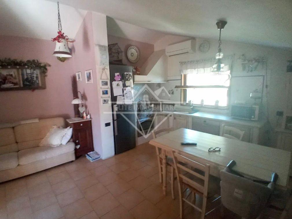 Casa indipendente con giardino, Massa partaccia