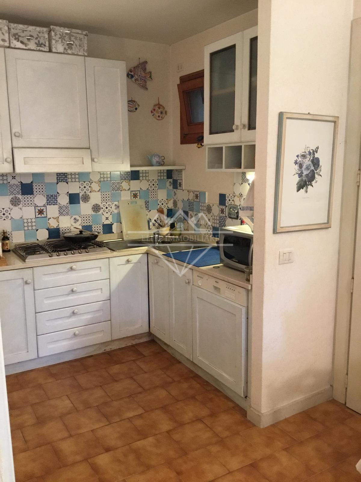 Trilocale arredato in affitto, Montignoso cinquale