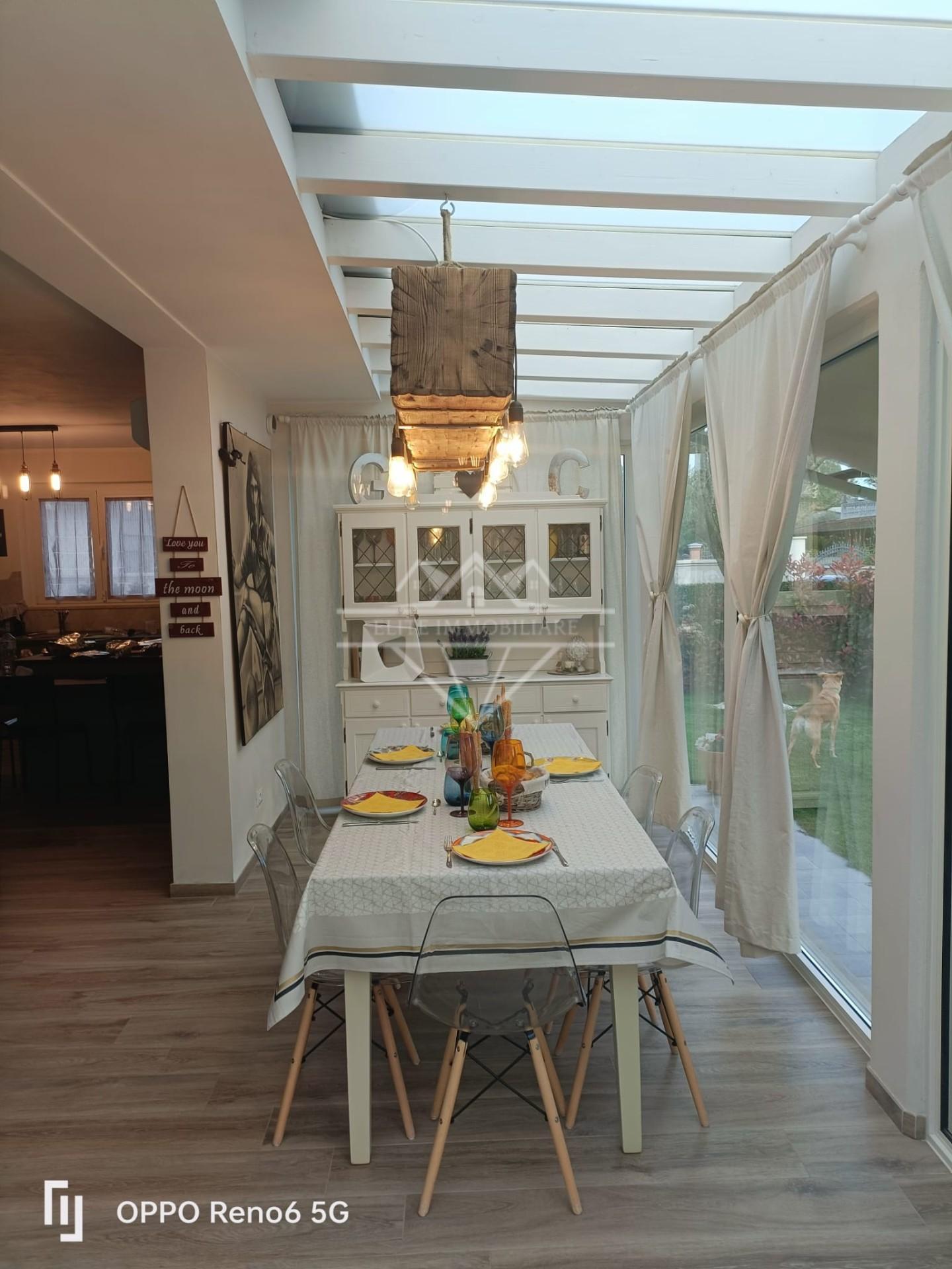 Villa con giardino, Massa partaccia