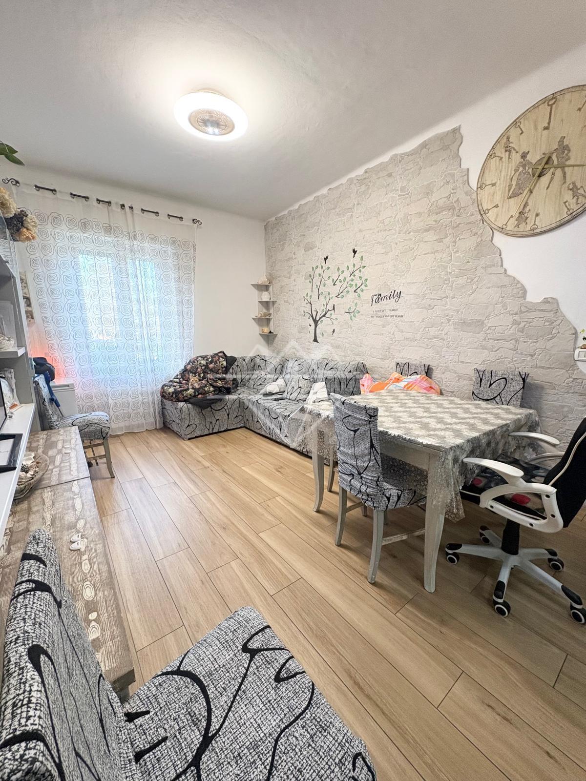 Quadrilocale con giardino, Carrara avenza