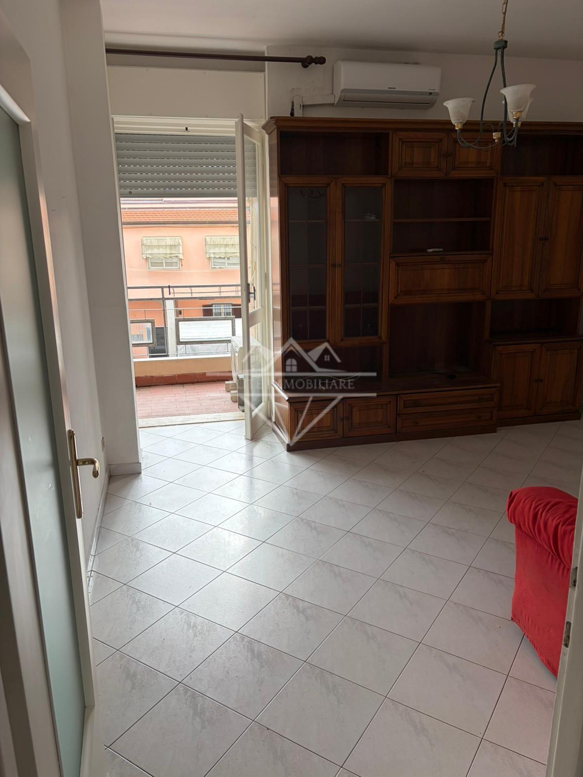 appartamento in affitto a Carrara in zona Marina di Carrara