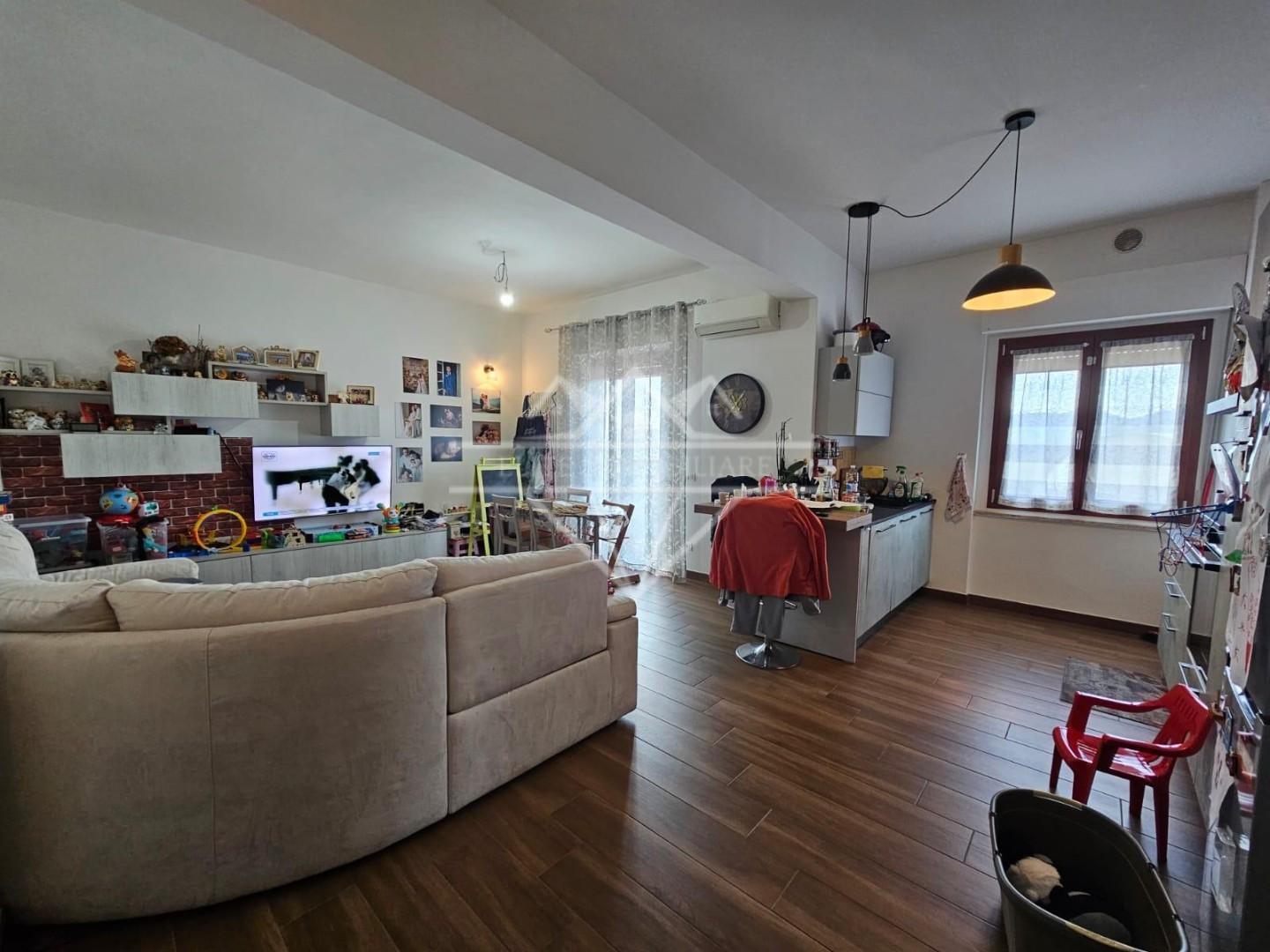 Trilocale in vendita, Castelnuovo Magra molicciara