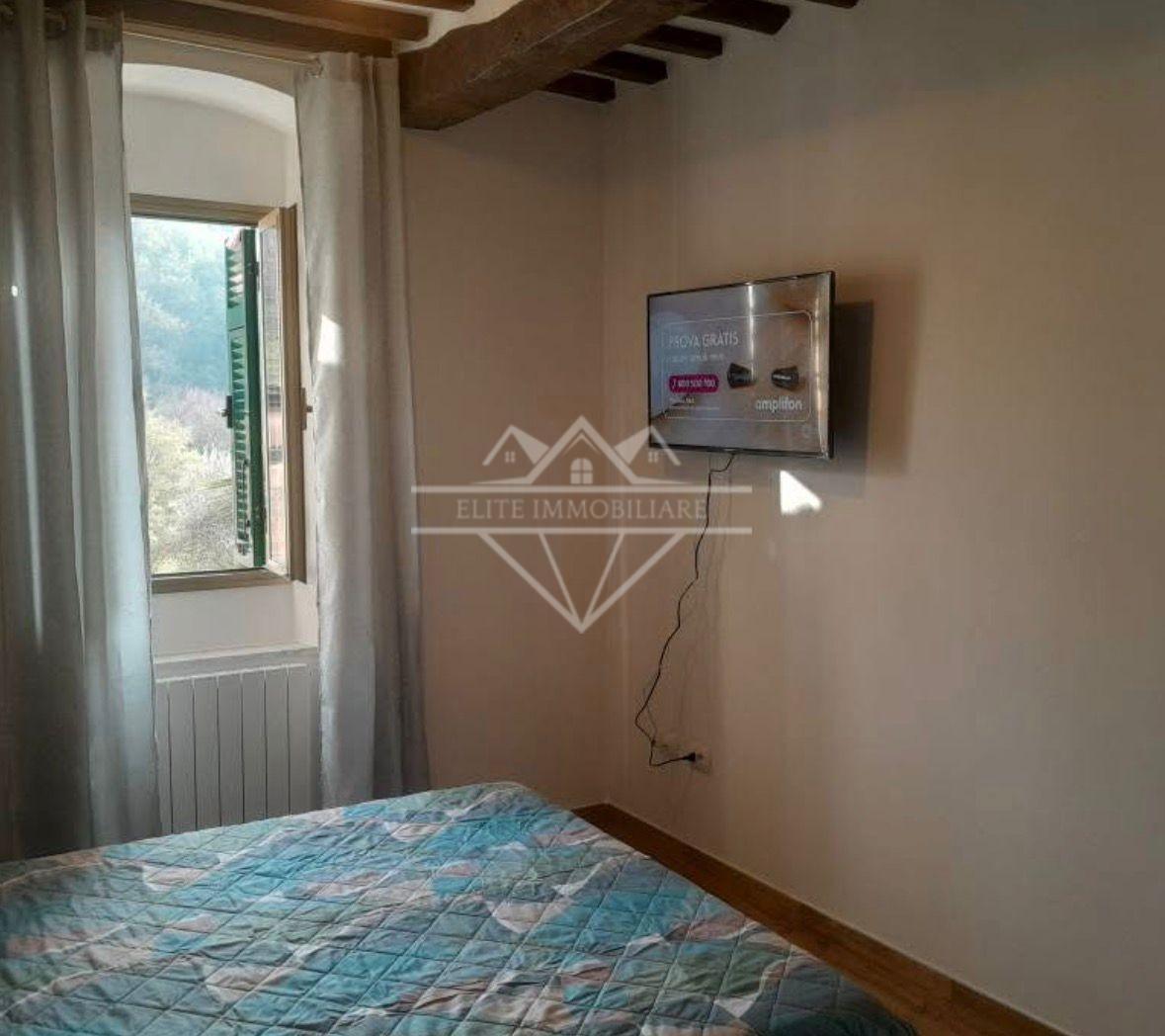 Bilocale arredato in affitto, Carrara bedizzano