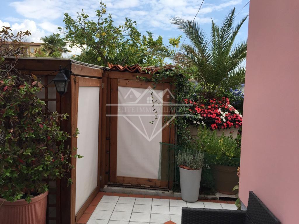 Casa indipendente in vendita, Carrara avenza