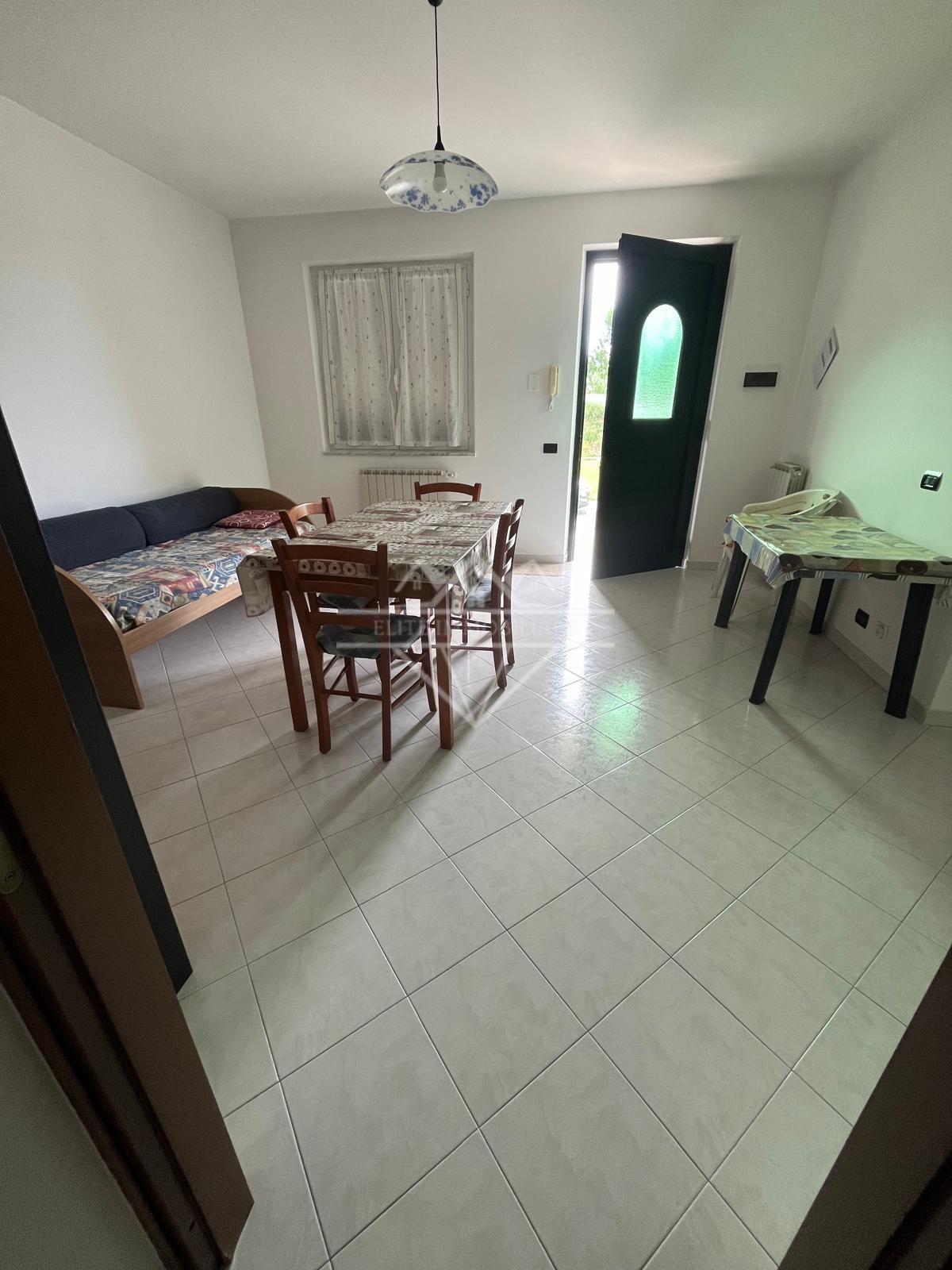 Quadrilocale arredato in affitto a Massa