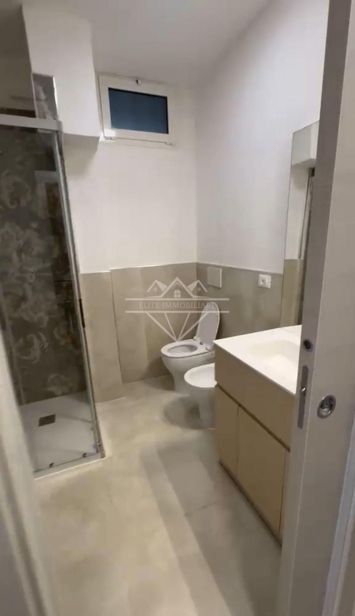 Trilocale arredato in affitto a Massa