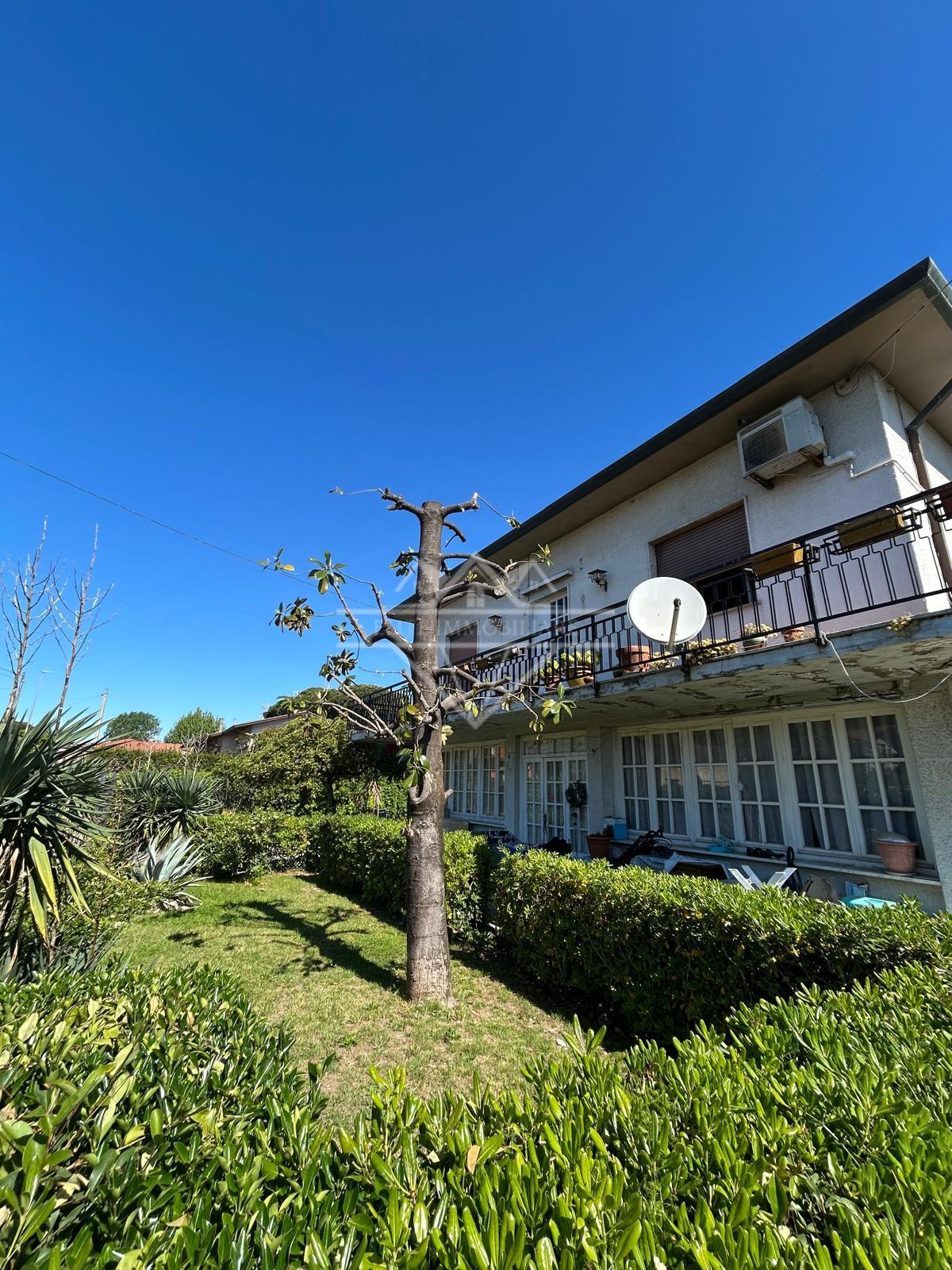 Quadrilocale con giardino, Massa partaccia