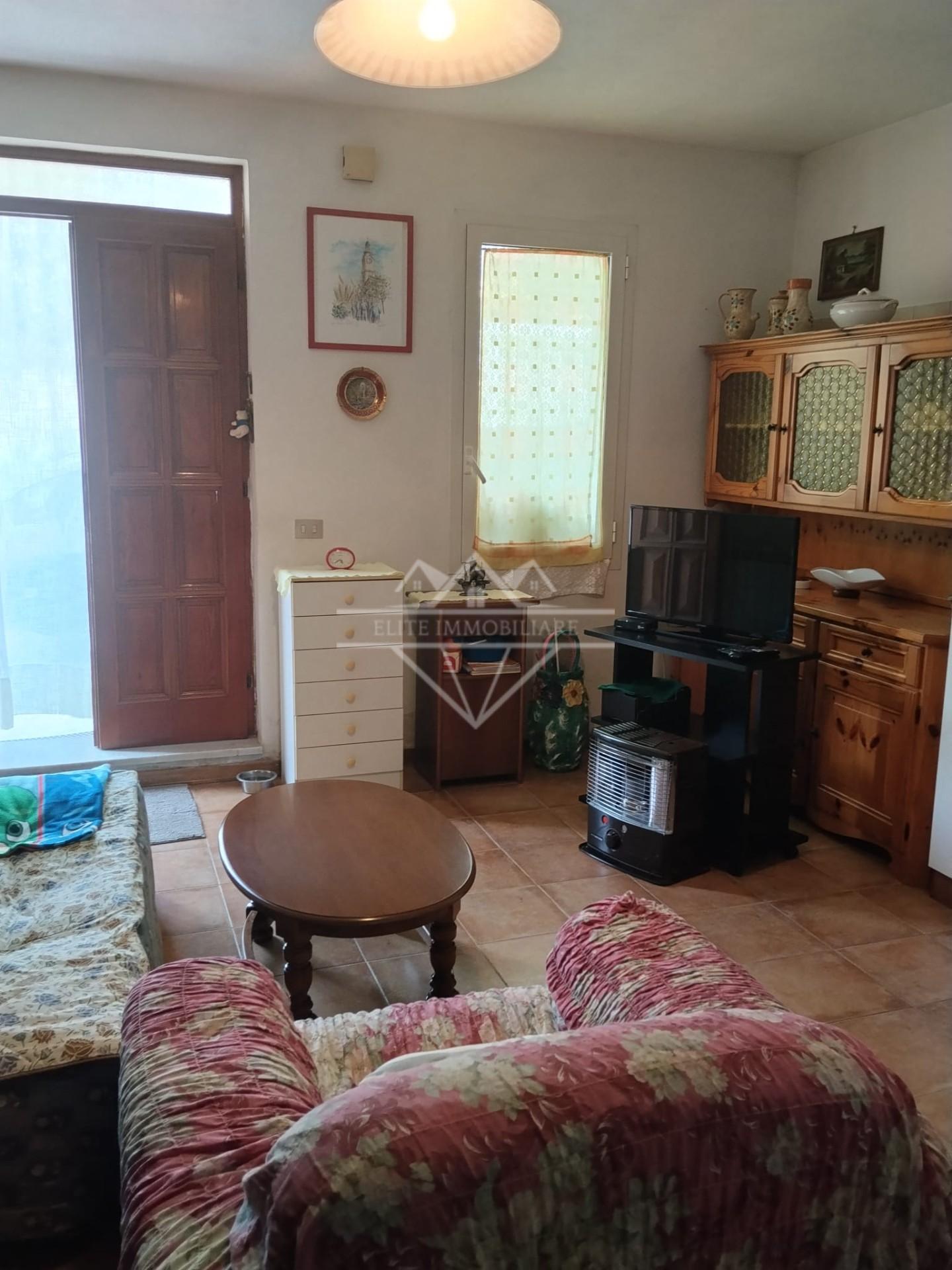 Bilocale in vendita, Sarzana nave