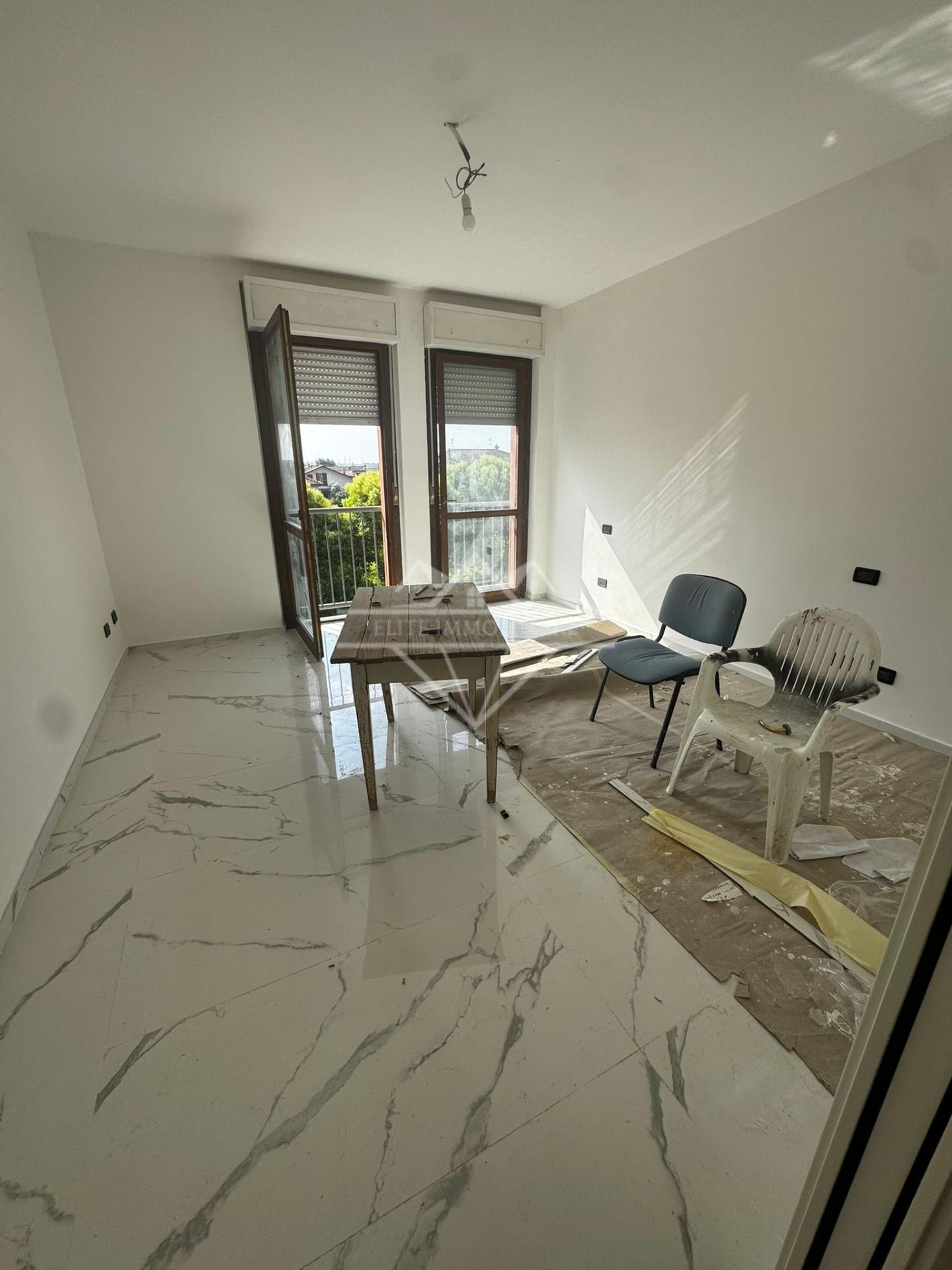 Quadrilocale ristrutturato, Sarzana san lazzaro