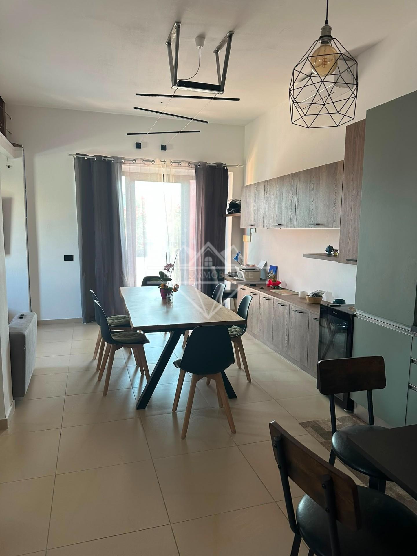 Villa arredata in affitto a Sarzana