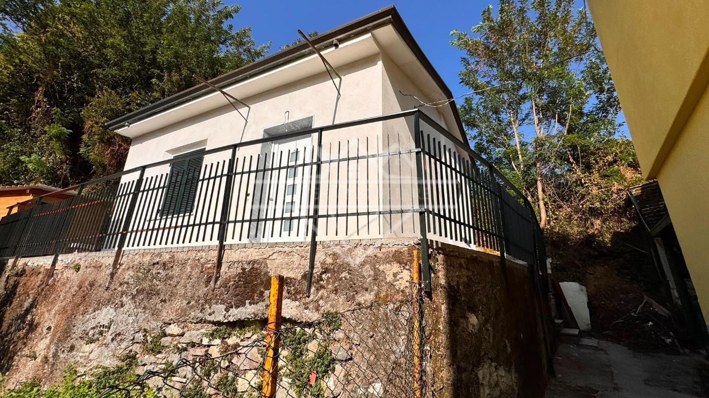 Casa indipendente ristrutturata, Carrara fossola