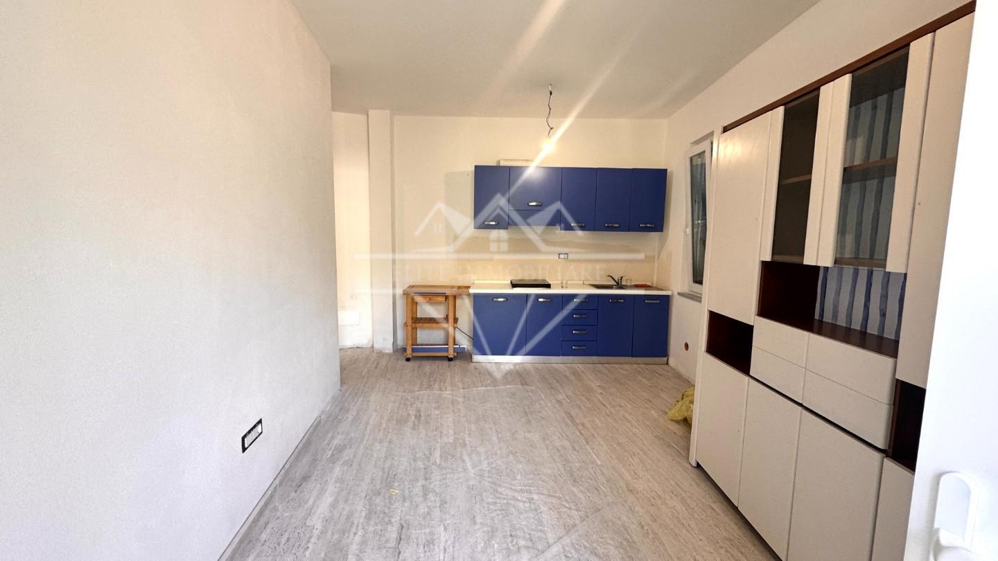 Casa indipendente ristrutturata, Carrara fossola
