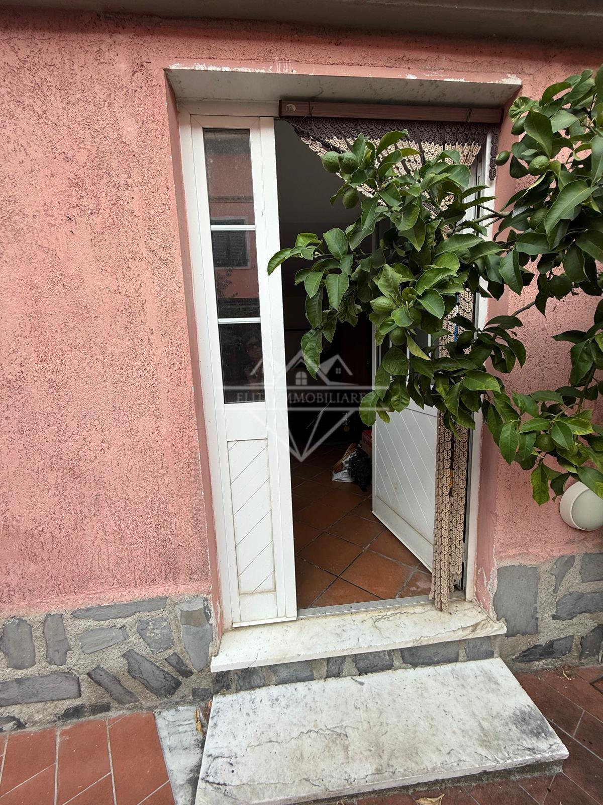 Casa indipendente in vendita, Carrara fossola