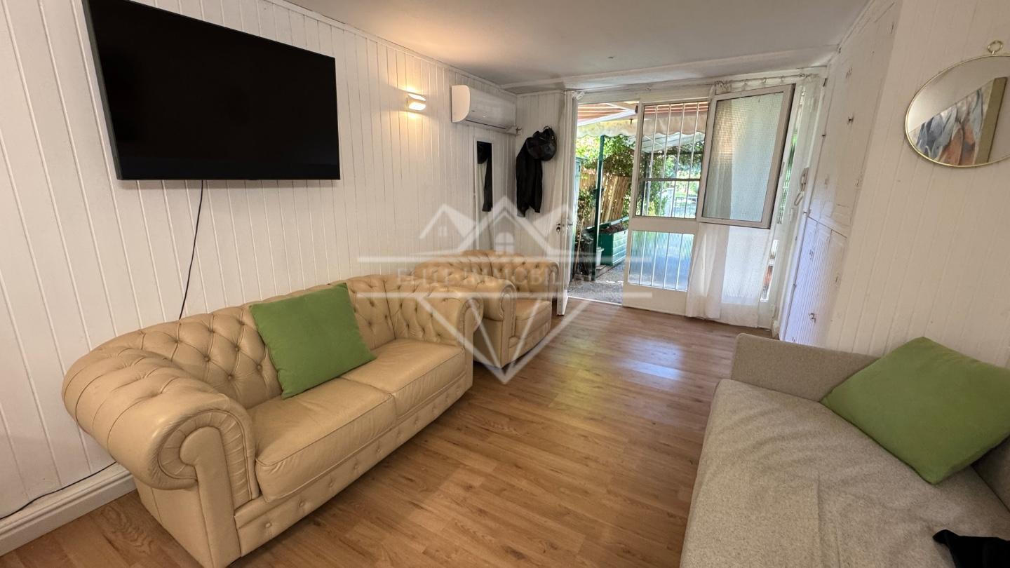 Loft in vendita, Ortonovo isola