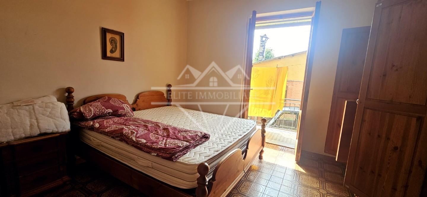 Casa indipendente arredata in affitto, Massa marina di