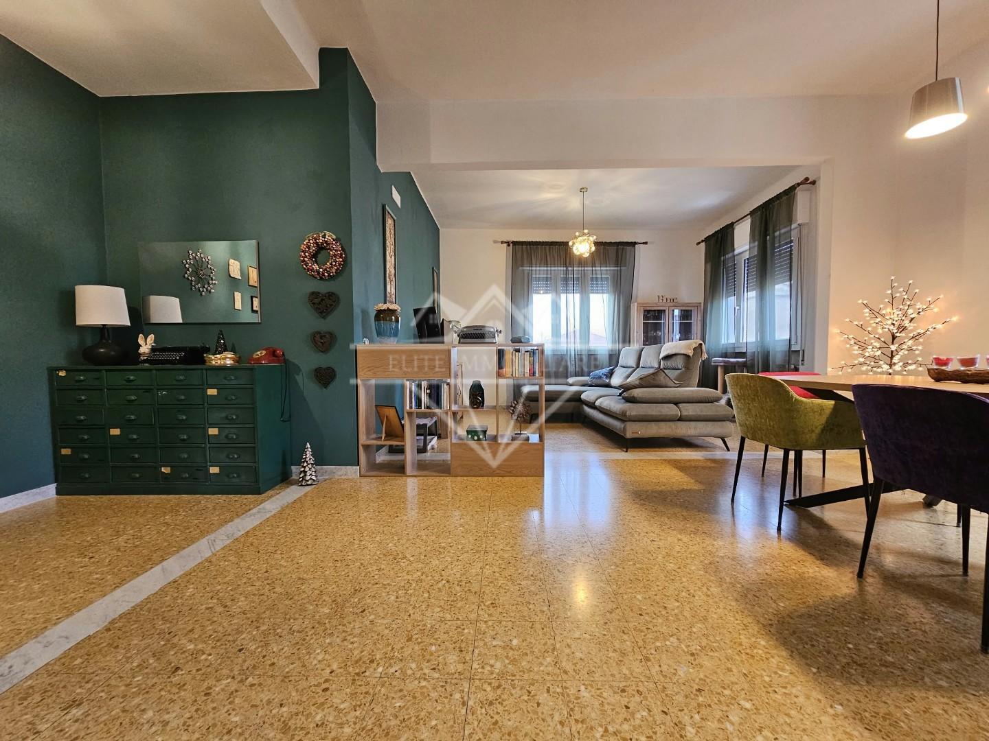 Appartamento in vendita, Carrara avenza