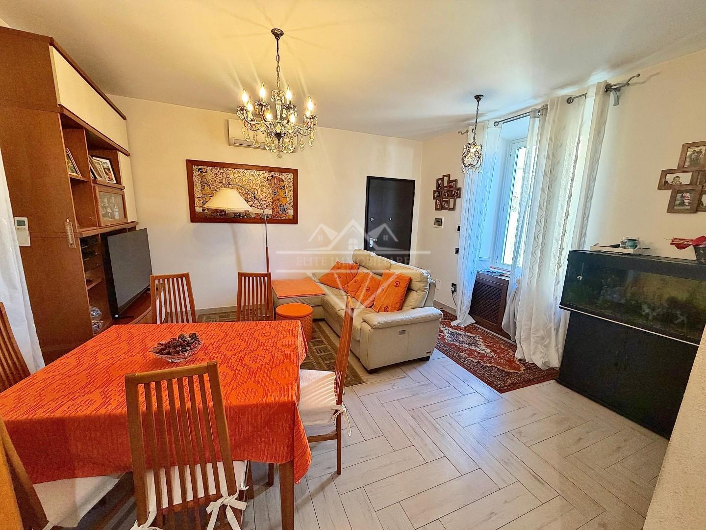 Quadrilocale con terrazzo, Carrara avenza