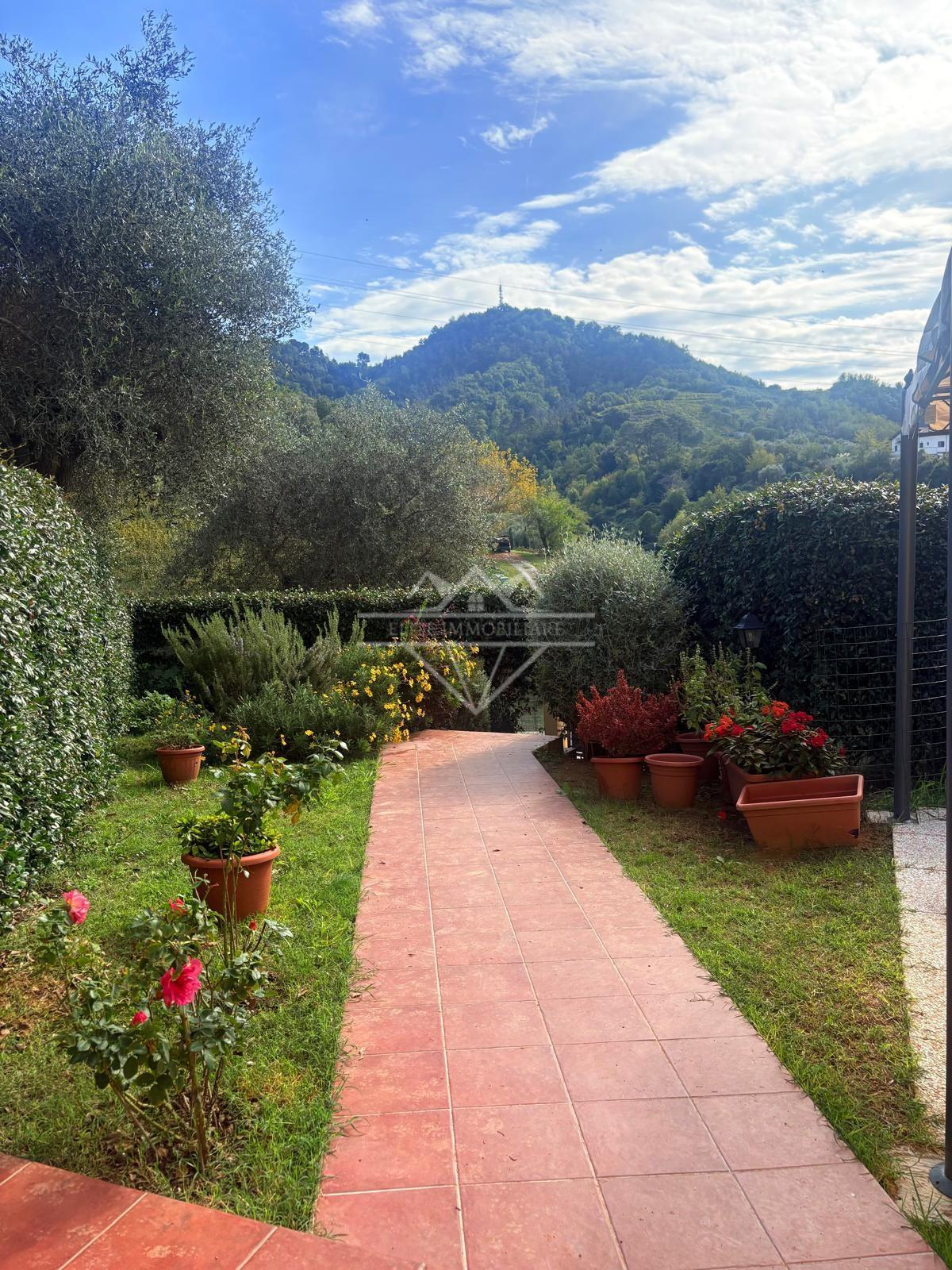 Appartamento – Carrara, Massa-Carrara