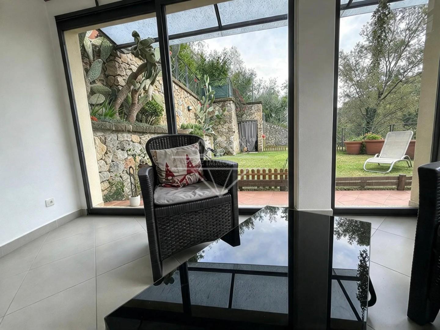 Casa indipendente con giardino, Carrara gragnana
