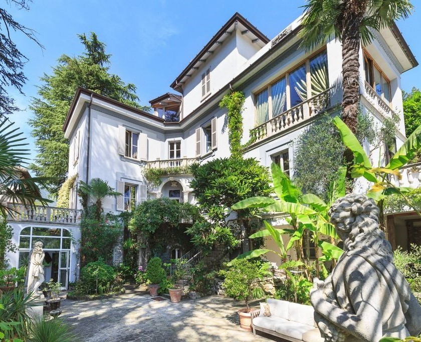 Villa con giardino in via milano 6, Dizzasco