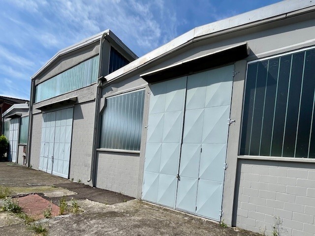 Capannone ristrutturata a Erba