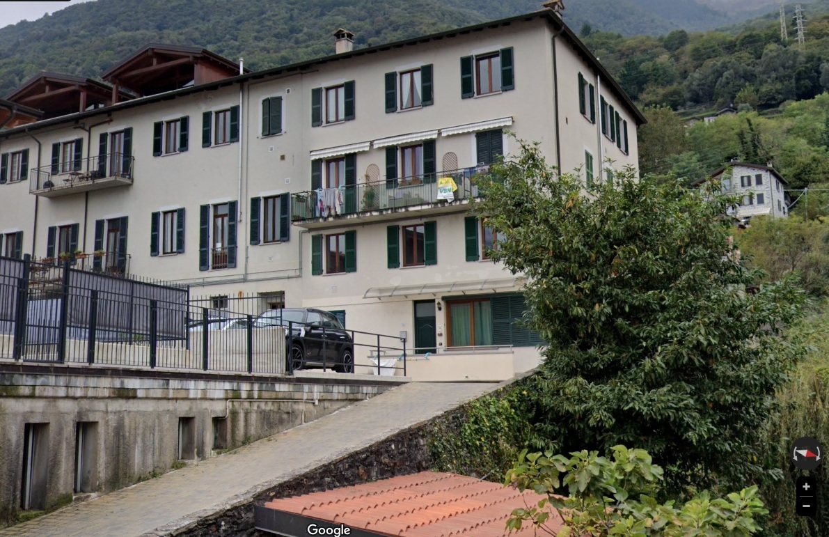 Trilocale in vendita in frazione calozzo 128, Pianello del Lario