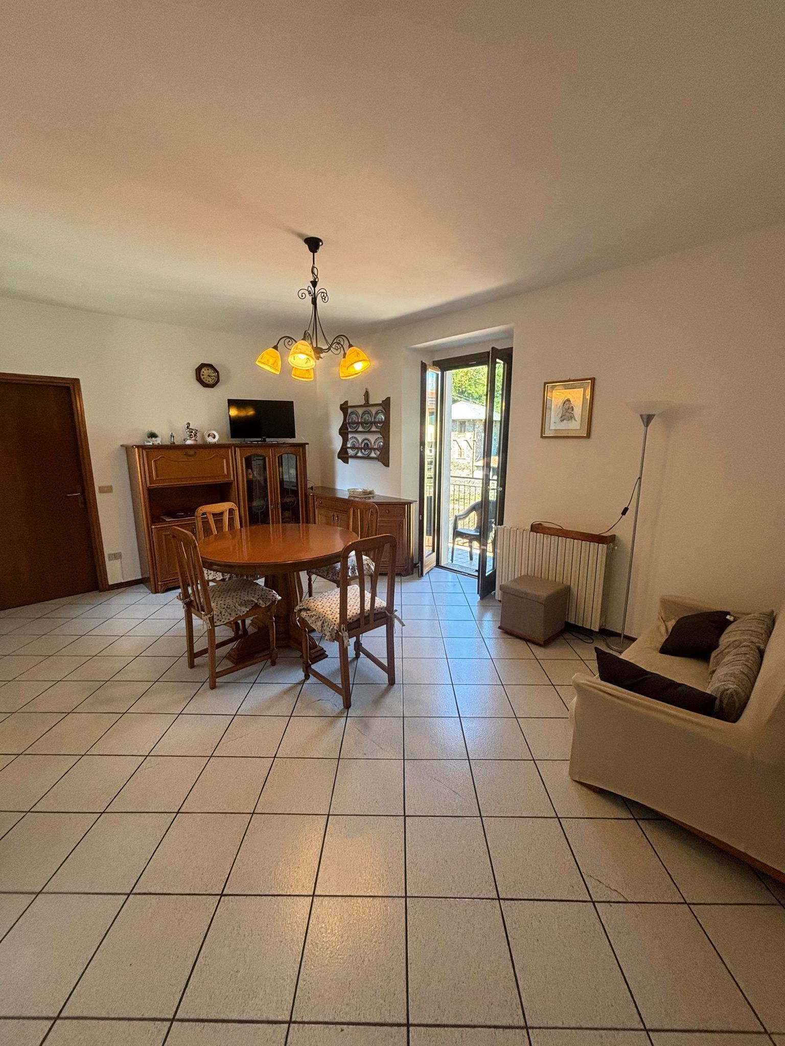 Trilocale in vendita in frazione calozzo 128, Pianello del Lario