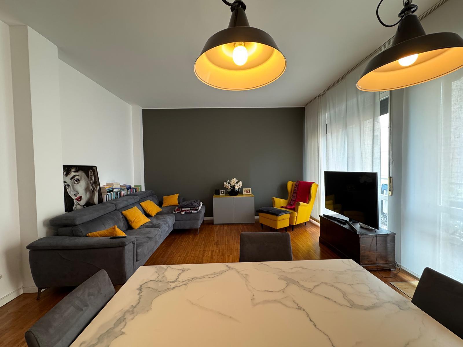 Quadrilocale in affitto in viale varese 81, Como