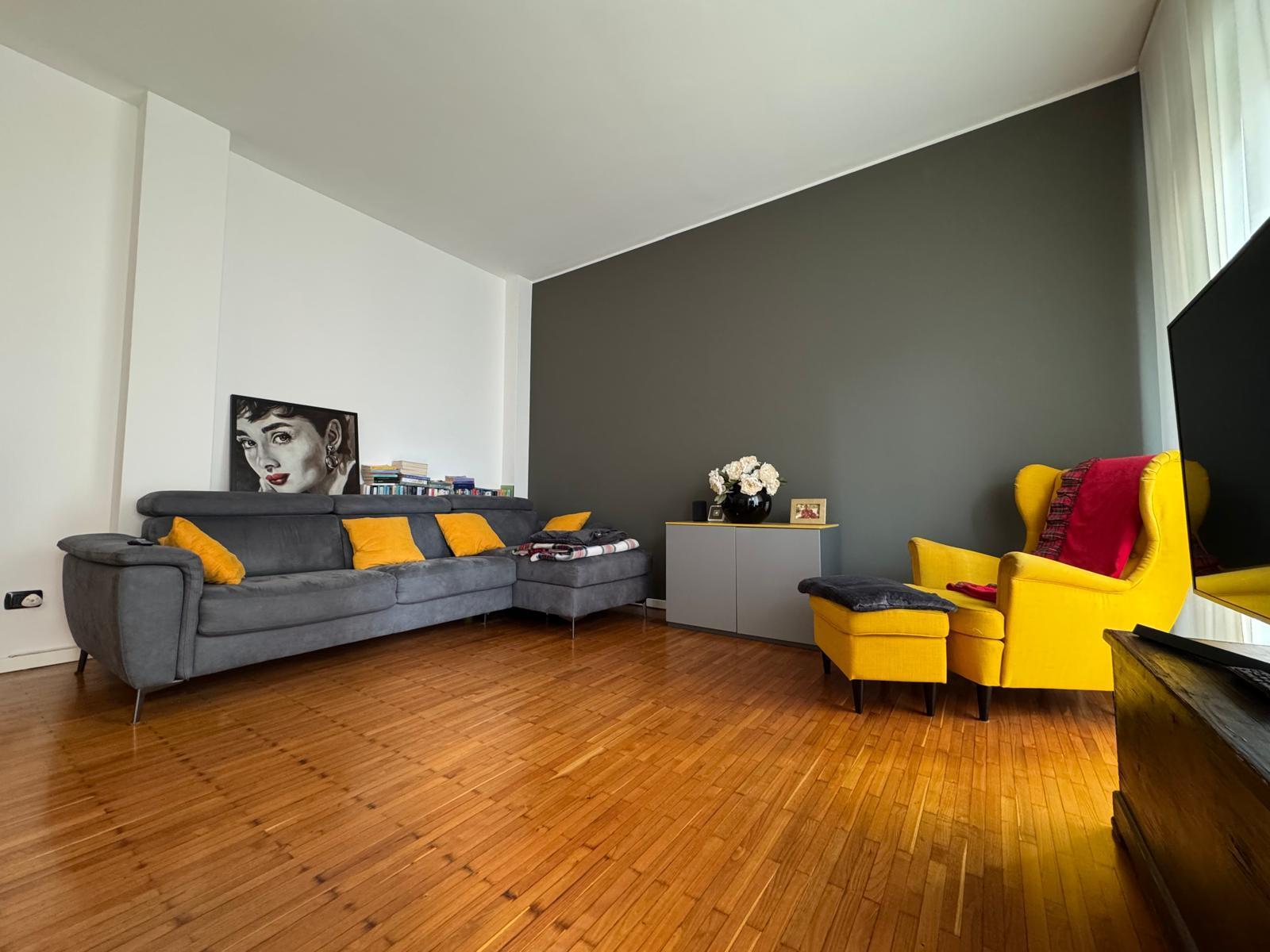 Quadrilocale in affitto in viale varese 81, Como