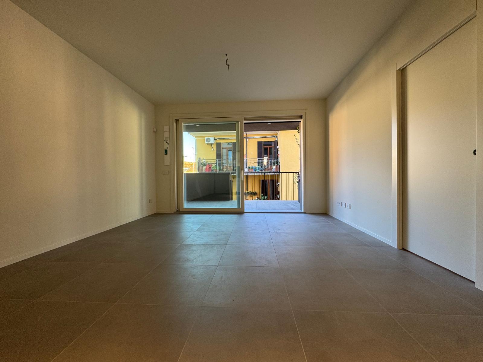 Bilocale nuovo in via napo torriani 41, Como