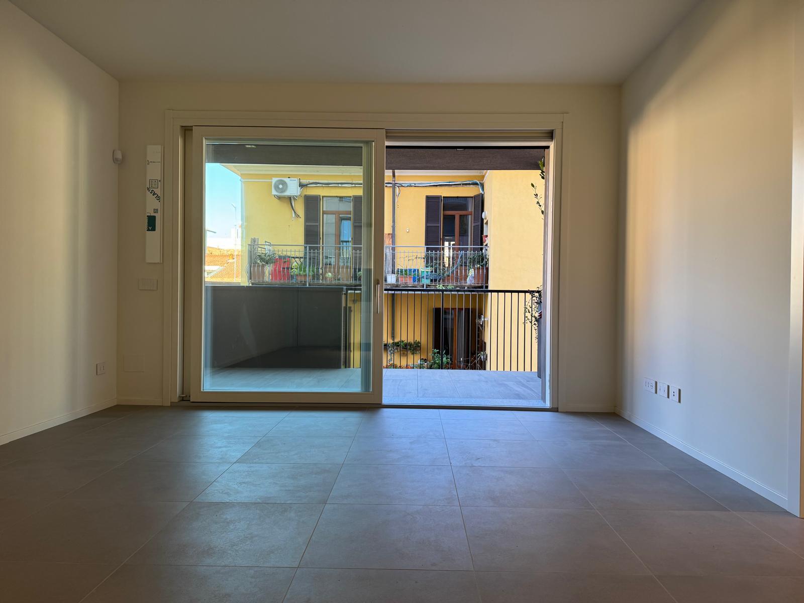 Bilocale nuovo in via napo torriani 41, Como