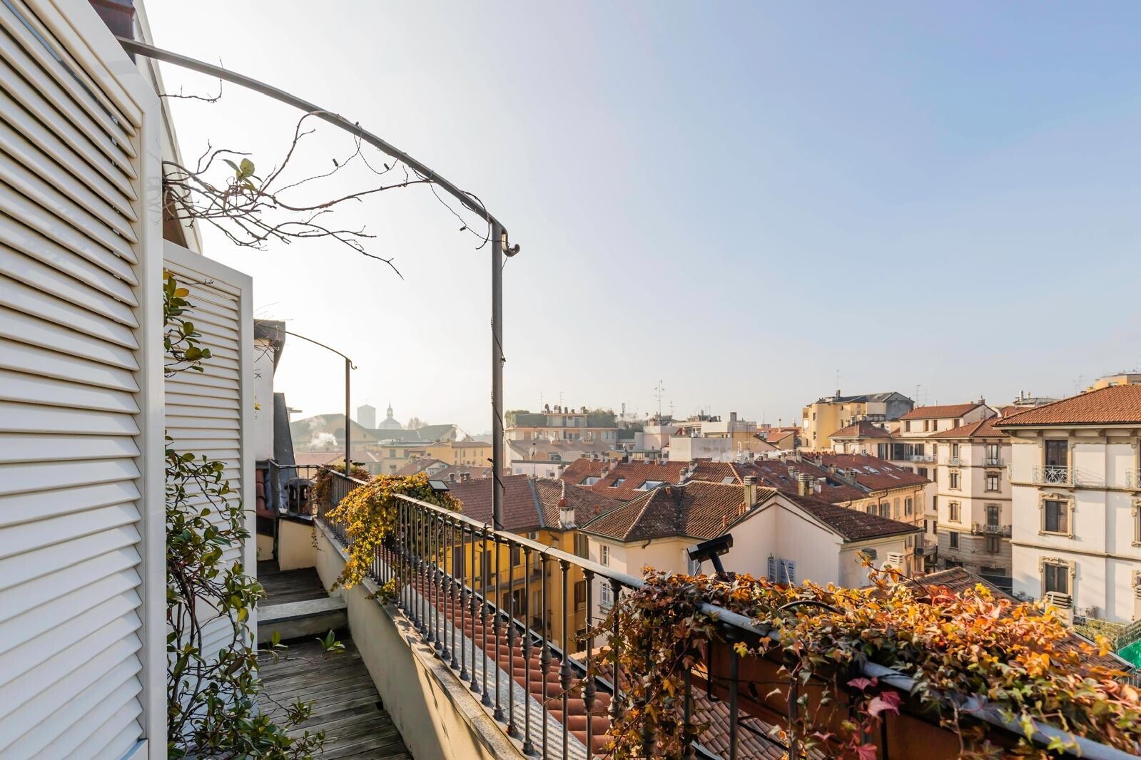 Appartamento con terrazzo in corso magenta 27, Milano