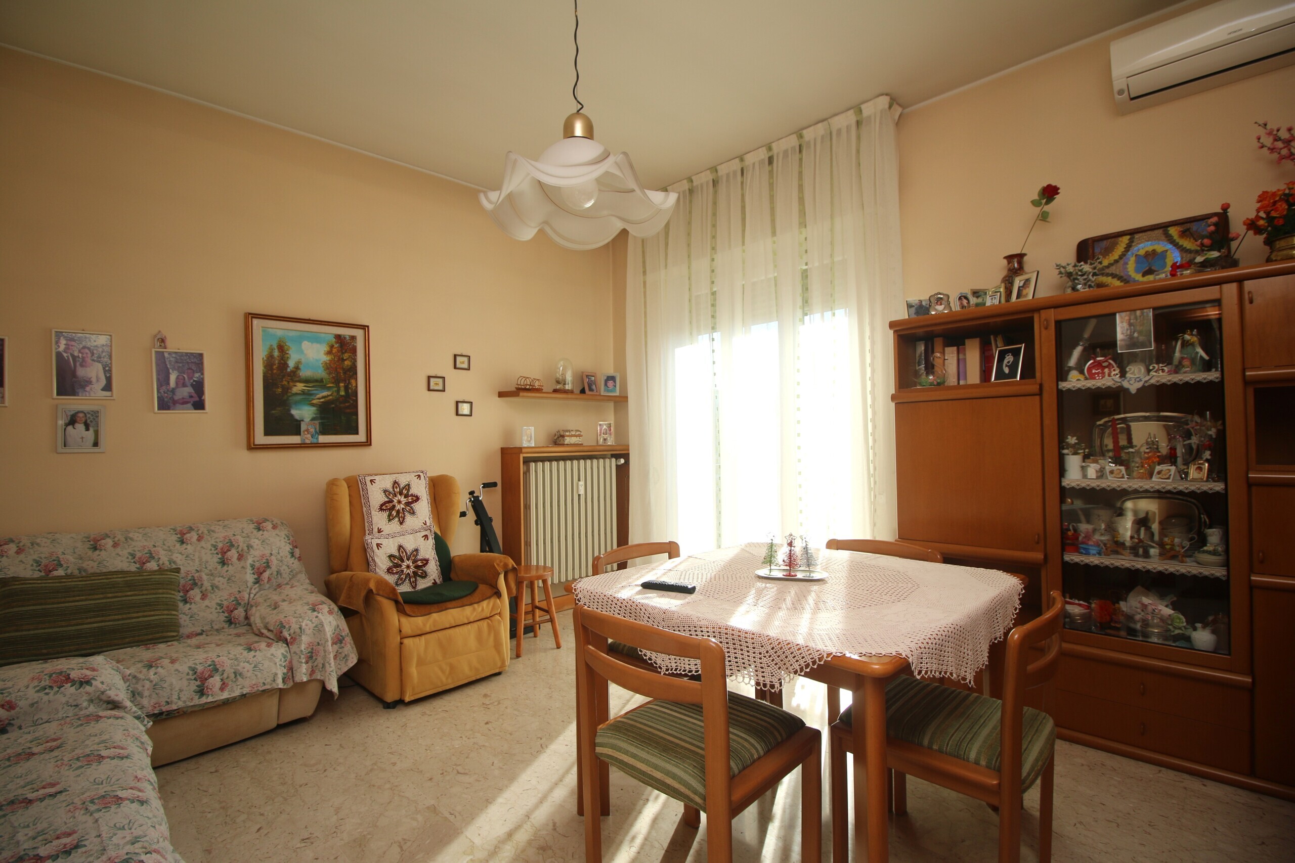 Trilocale con box doppio a Grandate