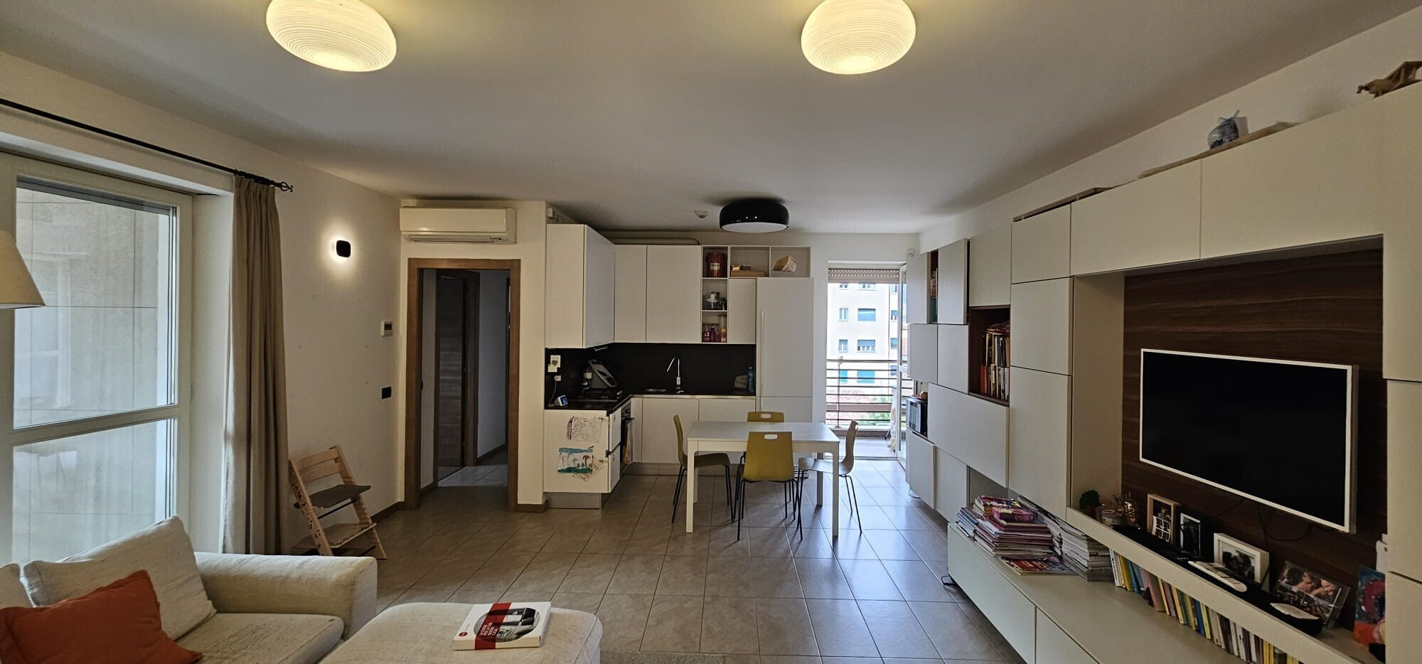 Appartamento con box in via xx settembre 5, Como