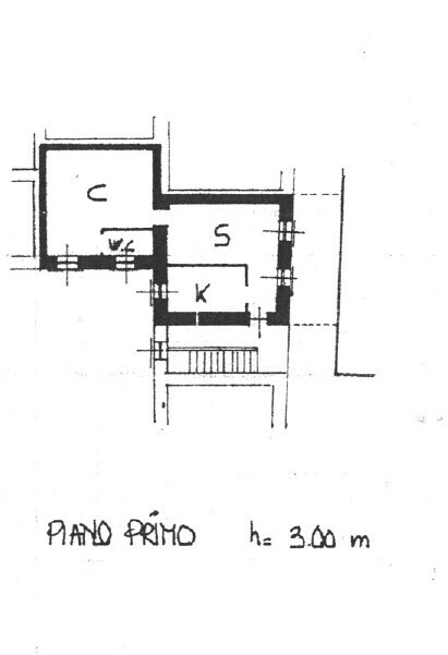 Appartamento da ristrutturare in via carlo bianchi 11, Inverigo