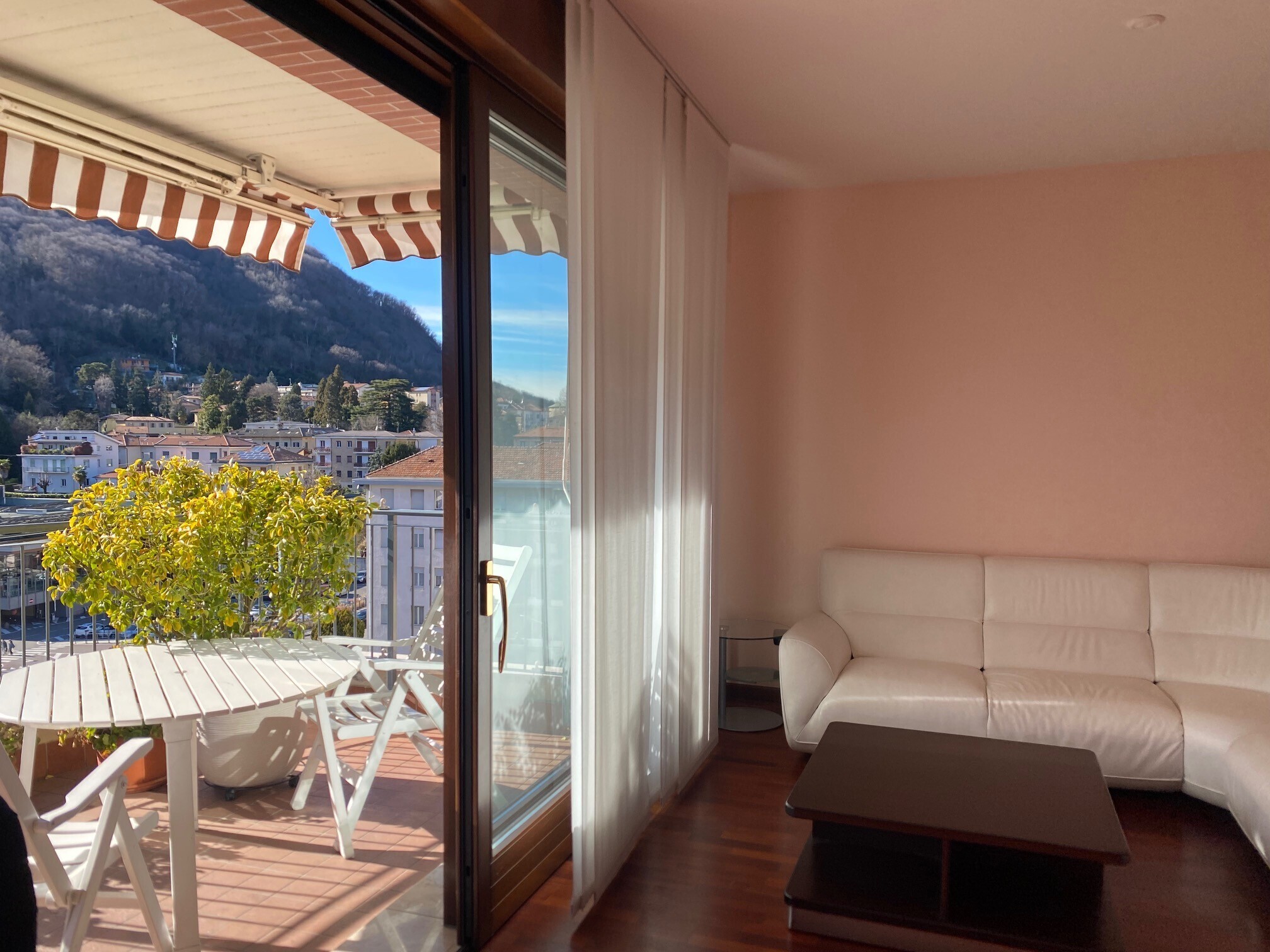 Trilocale in vendita a Como