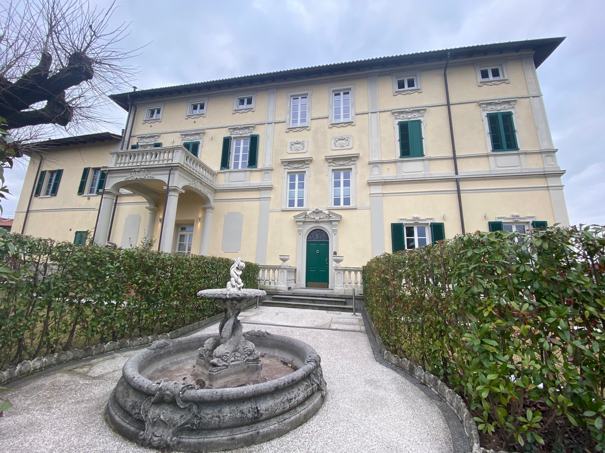 Trilocale con giardino in via giuseppe garibaldi 7/a, Montano Lucino