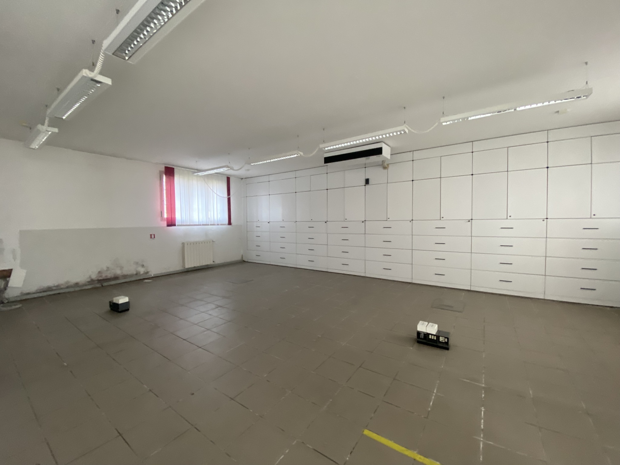 Ufficio da ristrutturare in via giuseppe mazzini 19, Villa Guardia