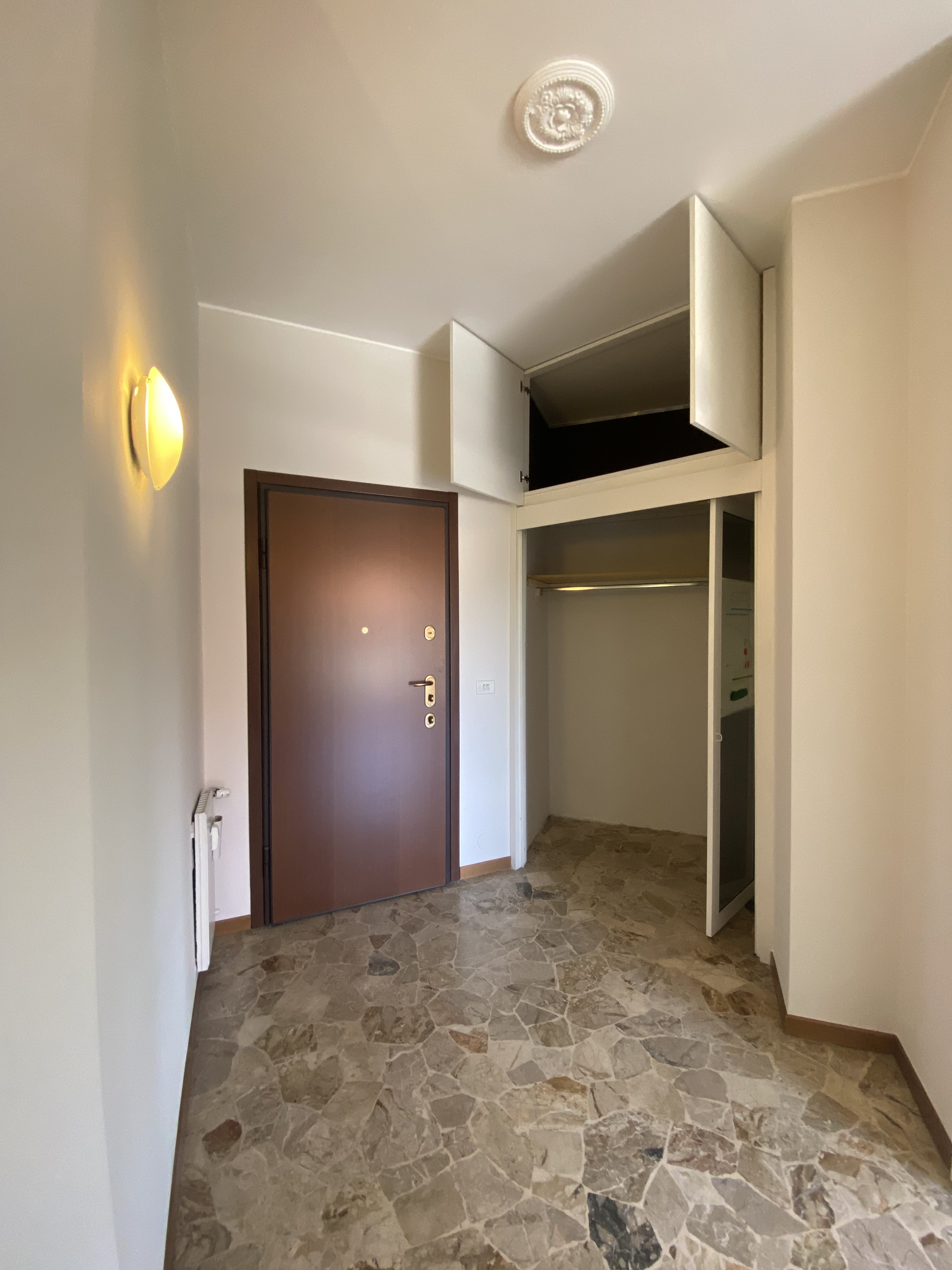 Trilocale in affitto in via rezzonico 61, Como