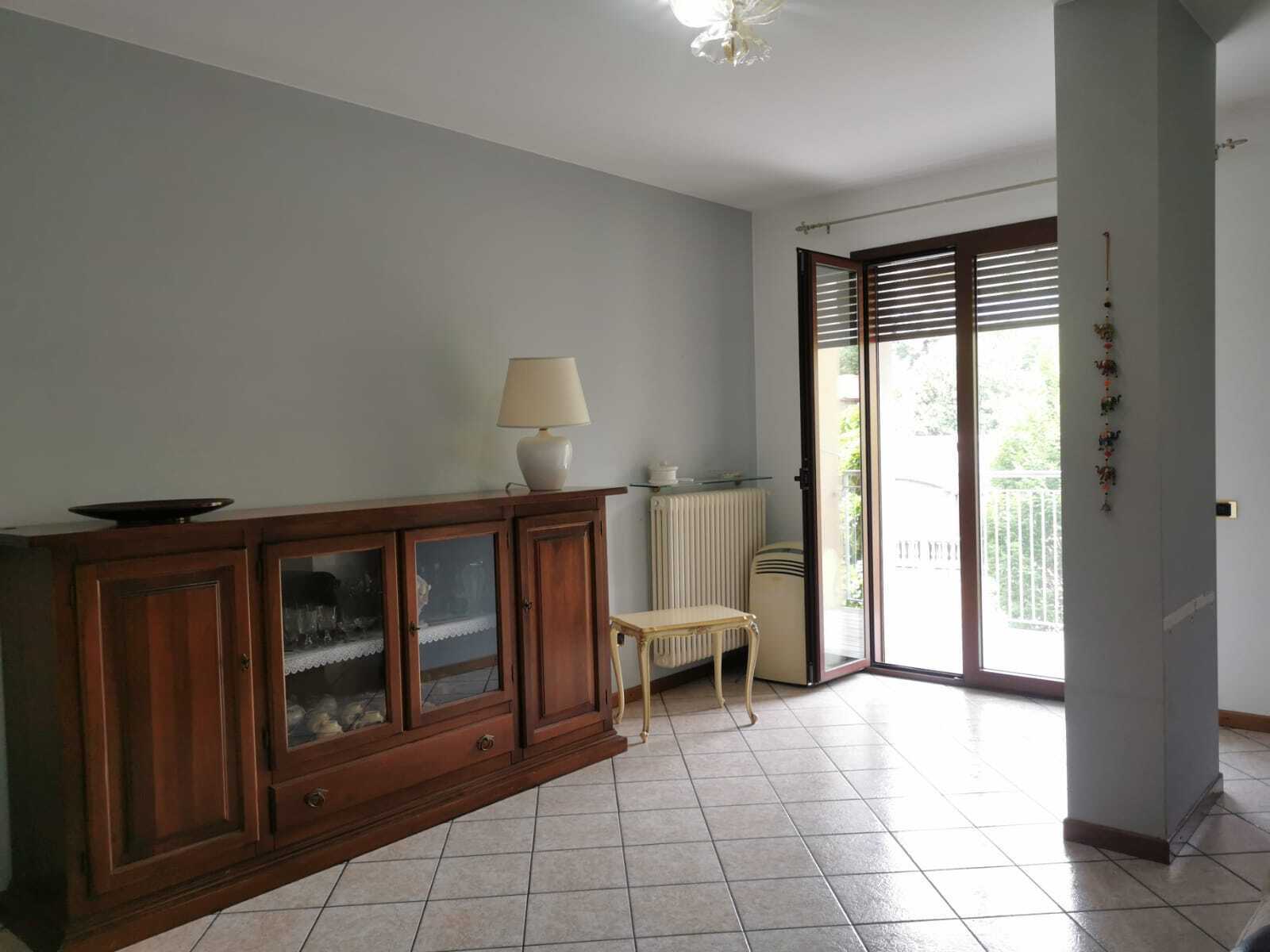Bilocale in affitto in via cinque giornate 2, Cernobbio