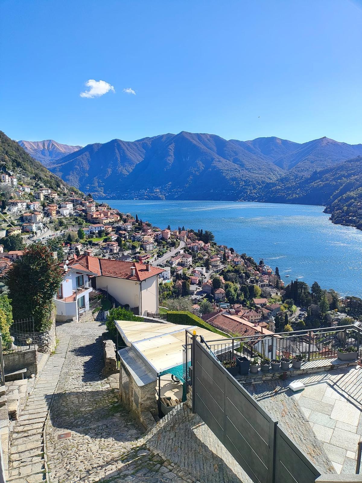 Bilocale in vendita in via al noce 24, Moltrasio