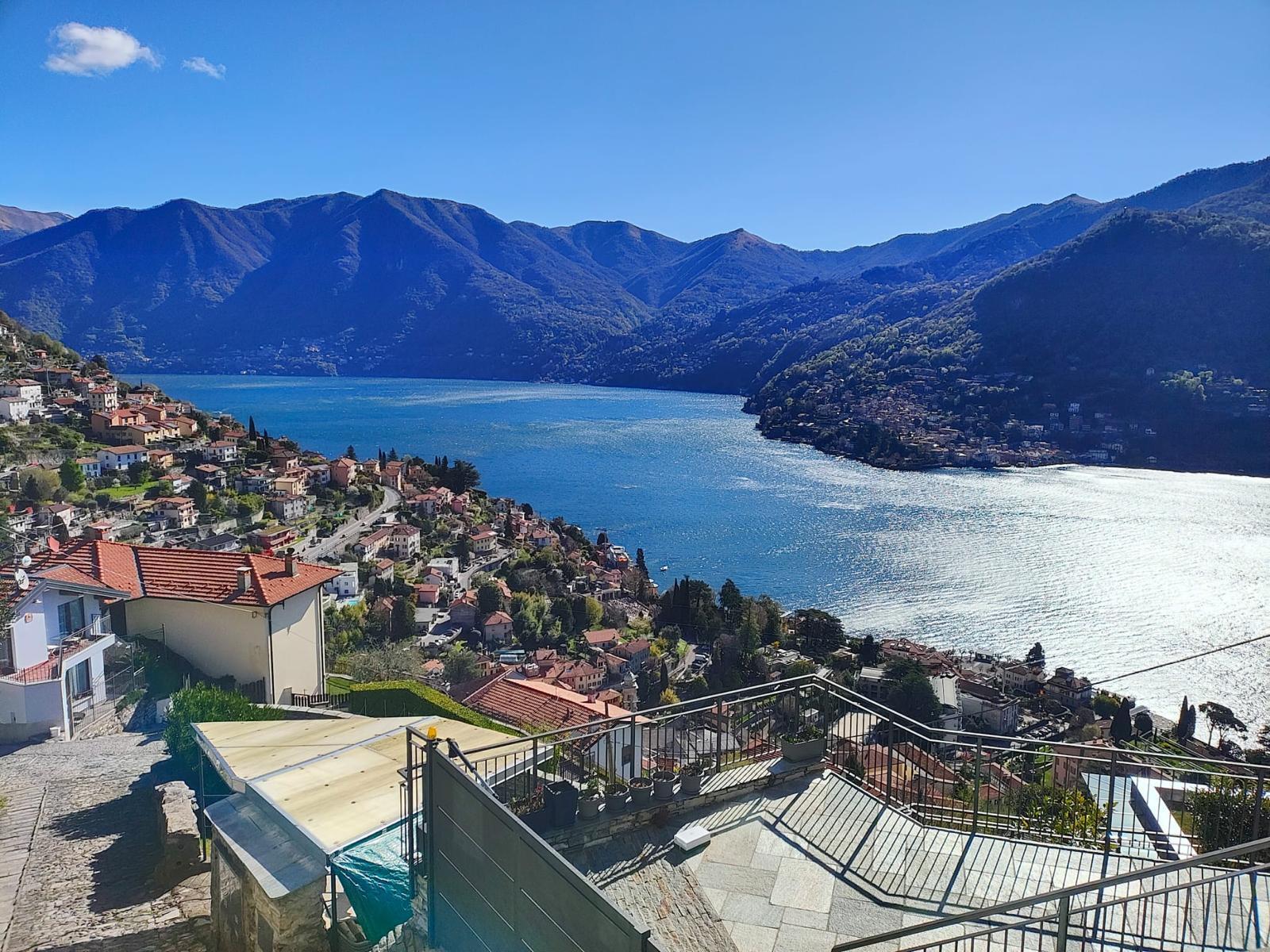 Bilocale in vendita in via al noce 24, Moltrasio