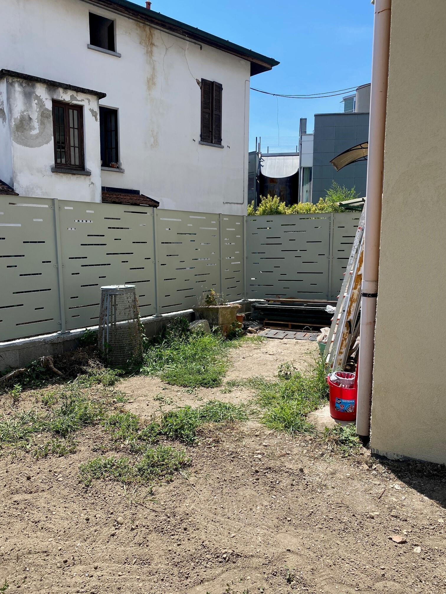 Trilocale con giardino a Como