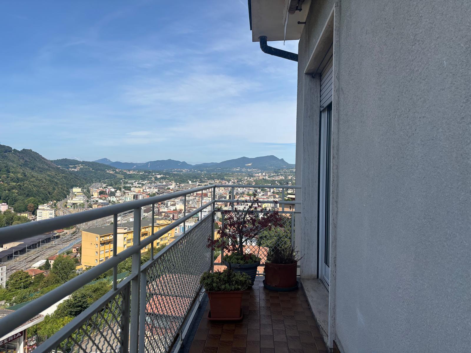 Trilocale in affitto in via pio xi 87, Como
