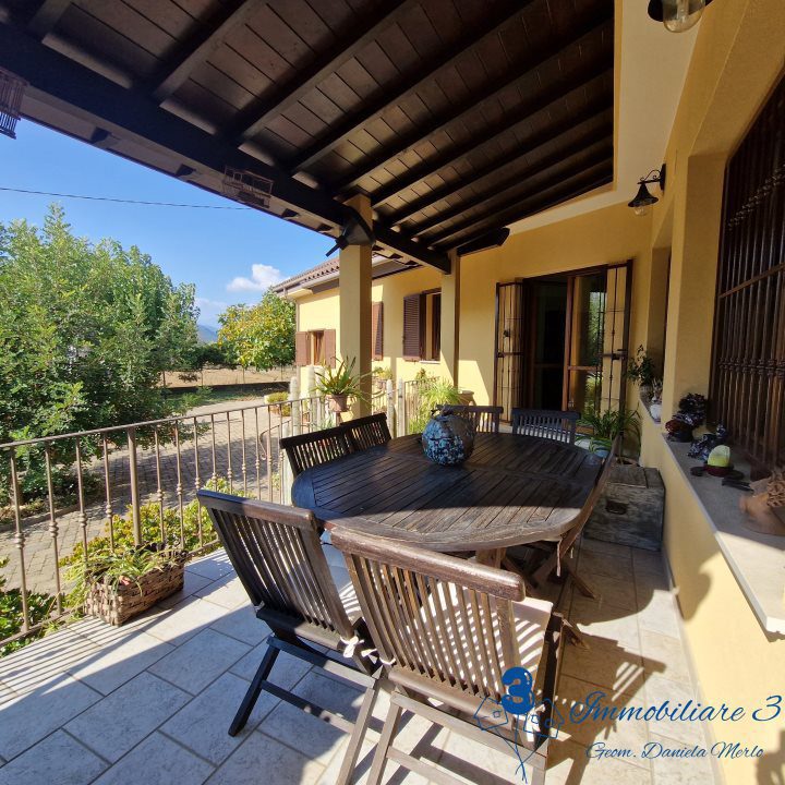 Villa in vendita a Albenga